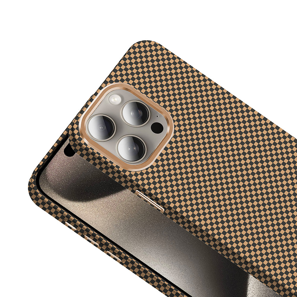 Apple iPhone 15 Pro Max Kılıf M-safe Şarj Özellikli Karbon Fiber Görünümlü Zore Gros Kapak Desert Titanyum