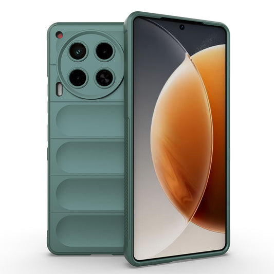 Tecno Spark 30 4G Kılıf Esnek TPU Oyuklu Arka Yüzey Tasarımlı Zore Etnik Silikon Kapak Koyu Yeşil